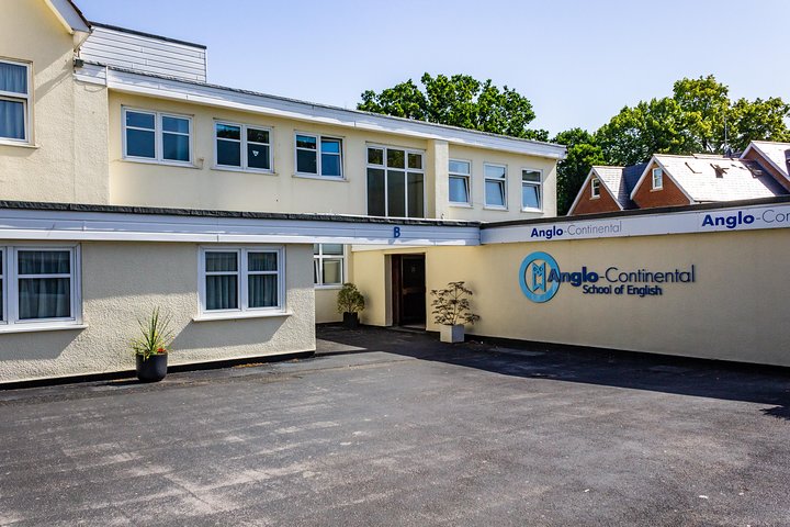 Anglo-Continental Bournemouth kampüsü