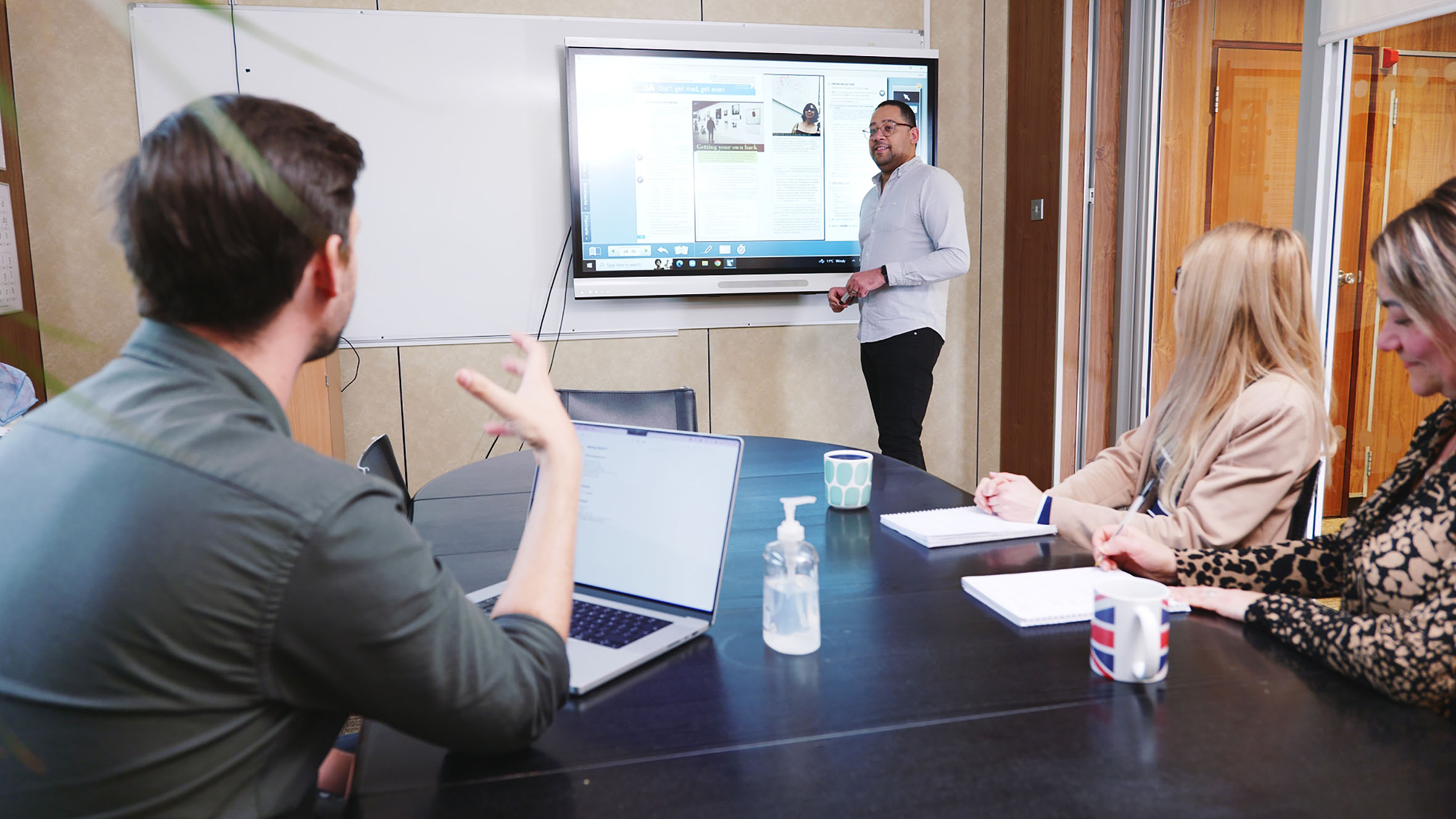 Anglo-Continental English for Business dersi