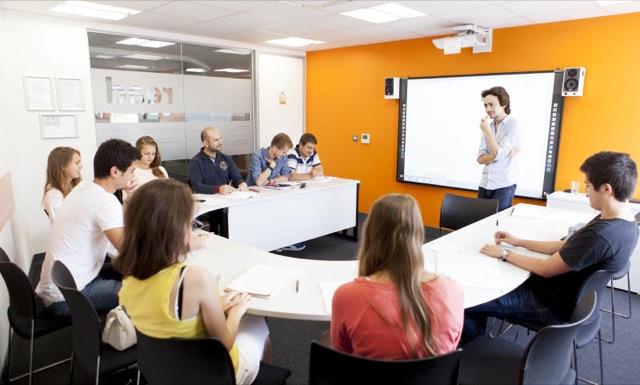 EC English Oxford sınıfı